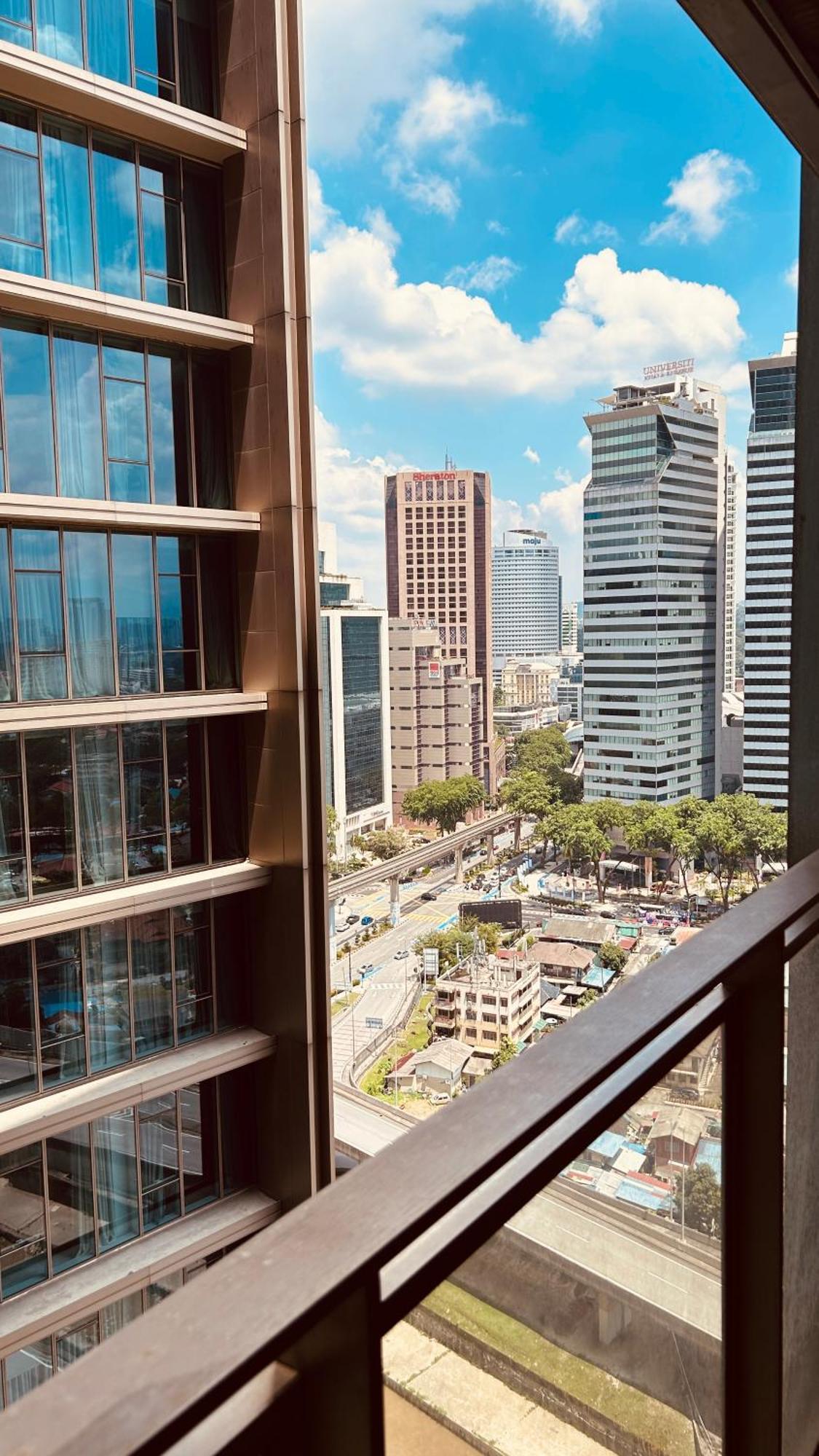 Summer Suites Klcc By Impexia Kuala Lumpur Kültér fotó