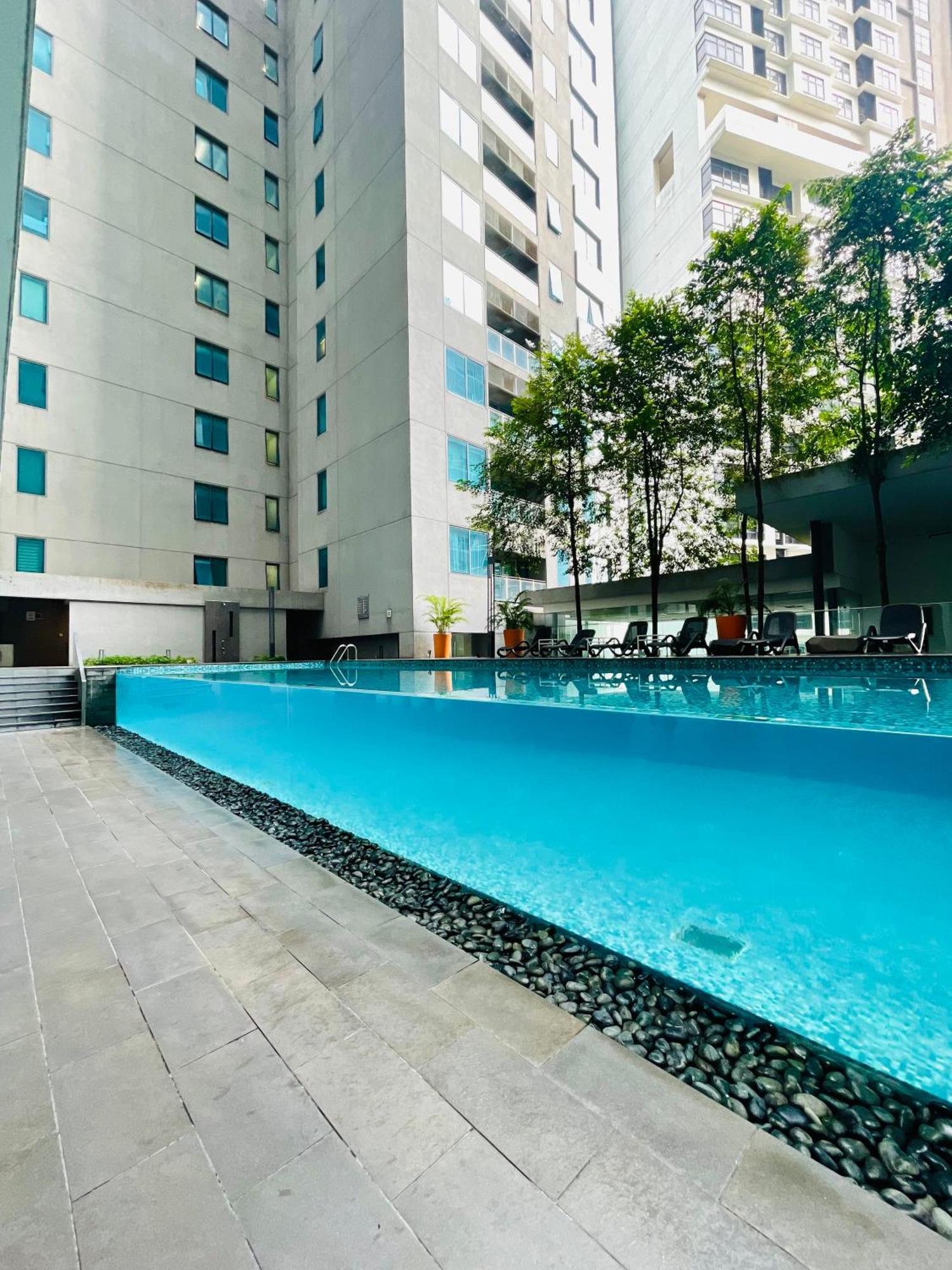 Summer Suites Klcc By Impexia Kuala Lumpur Kültér fotó